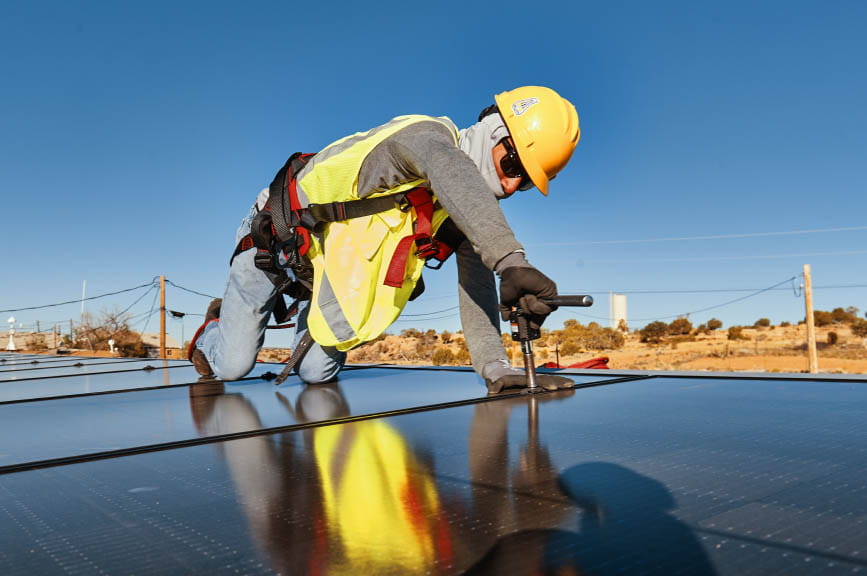 home-solar-installation-process-blog-mobile-image